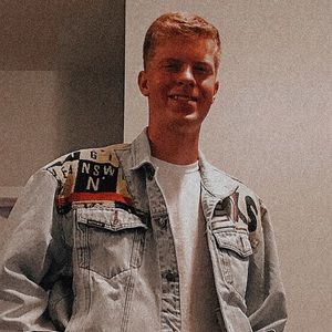 Meet your Posher, Aric